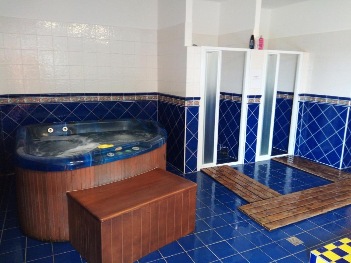 Naceradec Hotel Stamberk מראה חיצוני תמונה